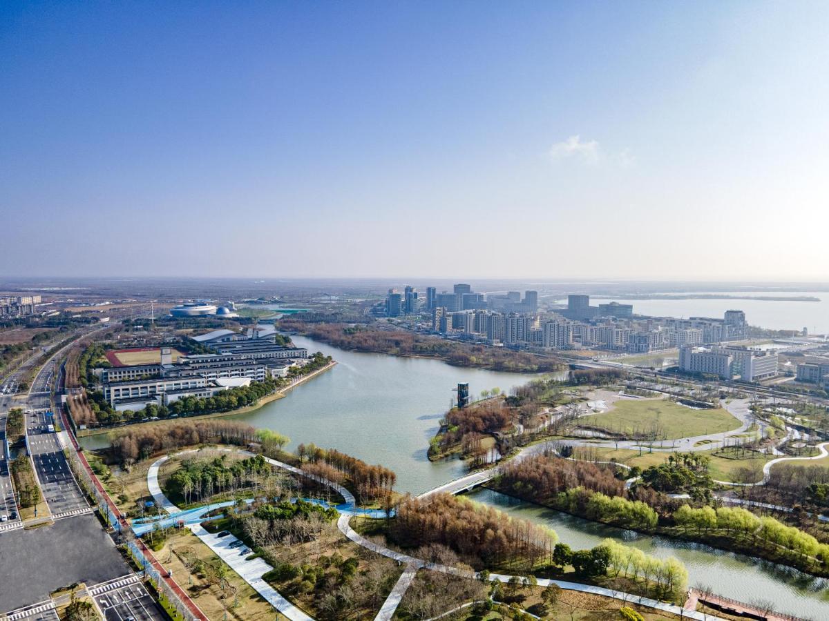 Holiday Inn Shanghai Dishui Lake By Ihg Nanhui Eksteriør bilde