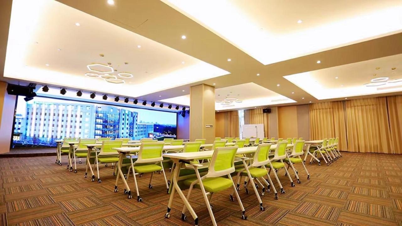 Holiday Inn Shanghai Dishui Lake By Ihg Nanhui Eksteriør bilde