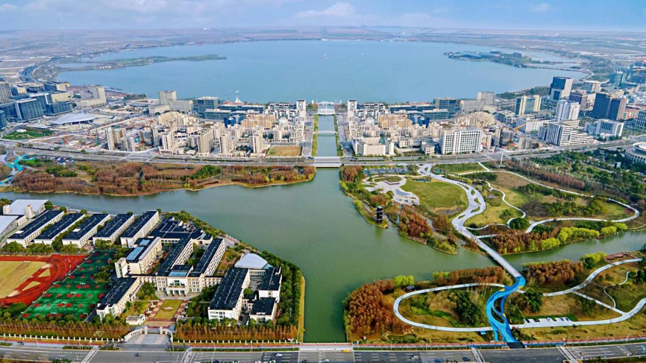Holiday Inn Shanghai Dishui Lake By Ihg Nanhui Eksteriør bilde
